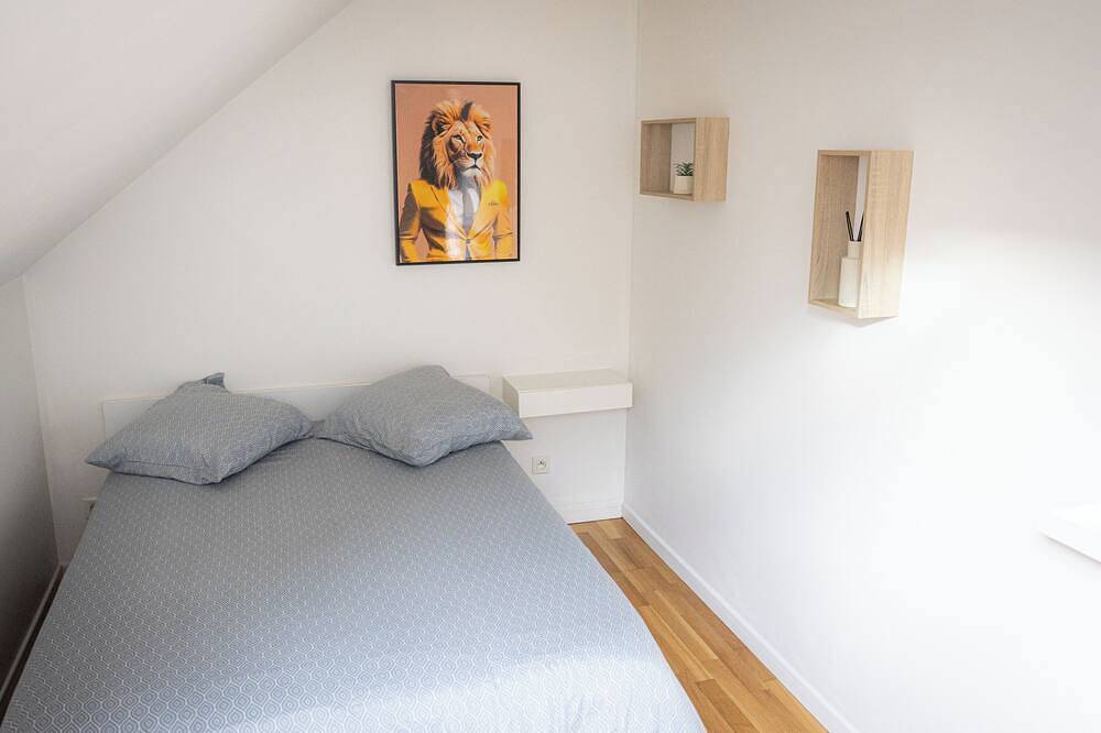 Ganze Wohnung, Bright loft ideal for family, friends or business stays in Troyes, Aube