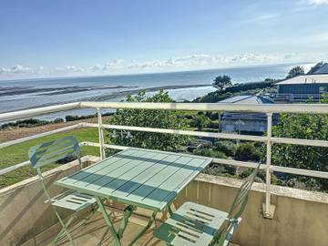 Gîte pour 4 personnes, avec balcon à Granville