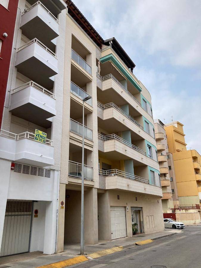 Apartamento de vacaciones para 4 personas, con vistas además de piscina y balcón - 1