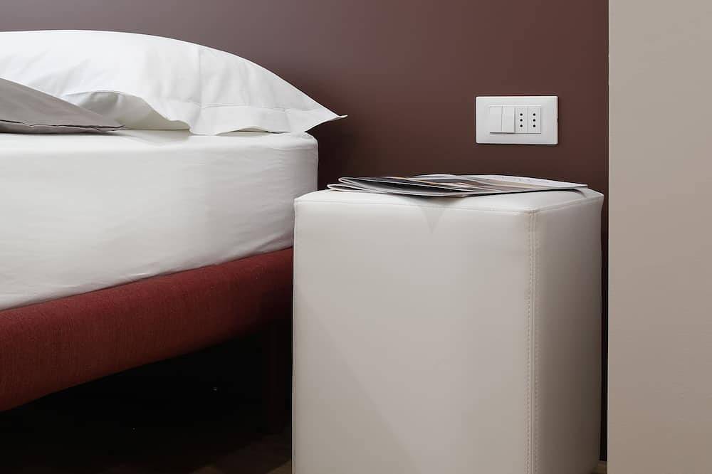 Apartamento entero, Design and Comfort at the Gates of the Belluno Dolomites Monolocale Ninetta in Belluno, Schiara