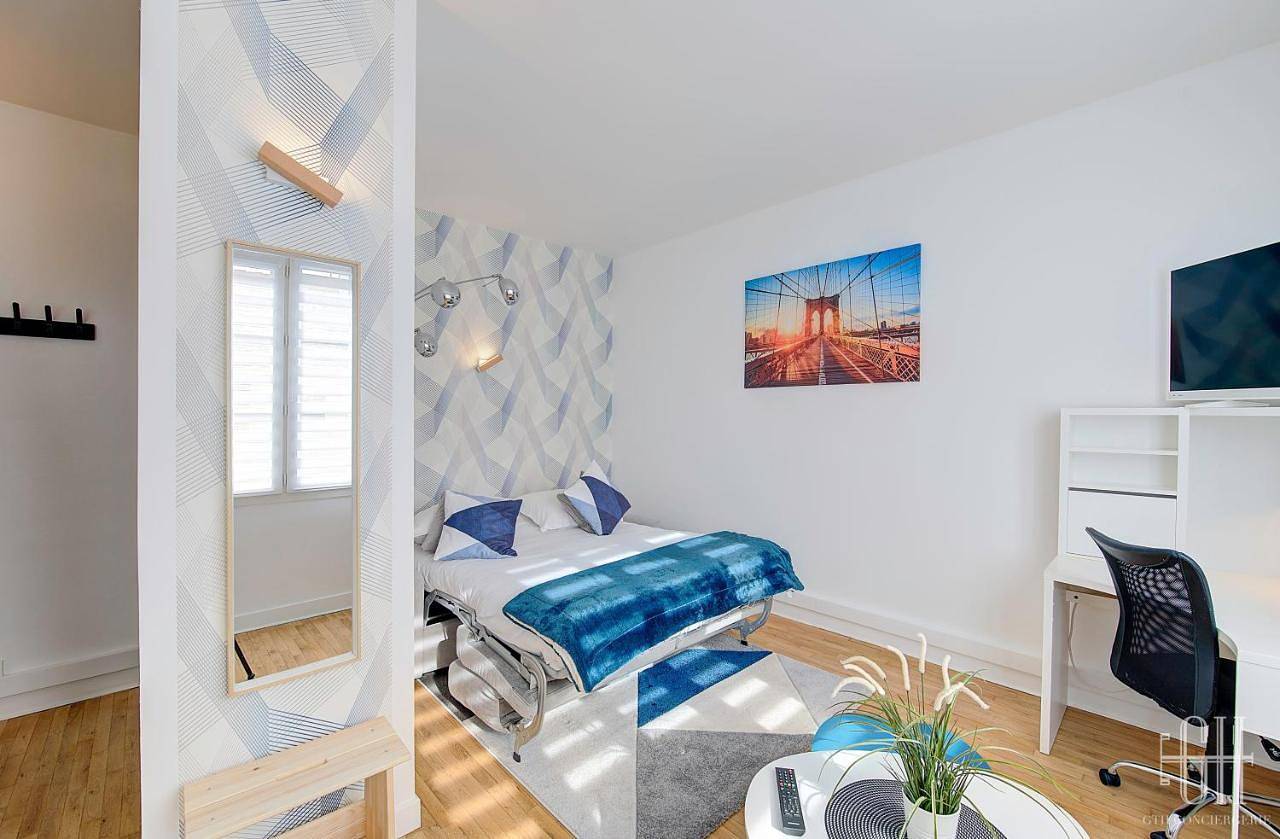 Appartement entier, One-Bedroom Apartment in Saint-Pierre-des-Corps, Région de Tours