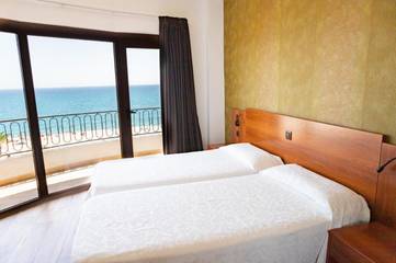 Hôtel pour 2 personnes, avec terrasse et piscine à Calella
