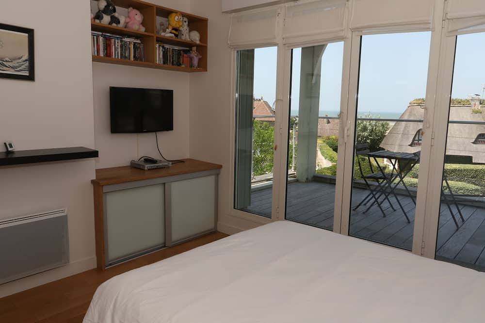 Promo - Contemporary House 100m from the Beach of Bénerville, Deauville, Sea View in Benerville-sur-Mer, Lisieux region