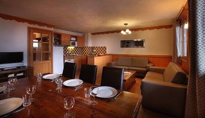 Holiday Rental for 12 People in Les Belleville, Vanoise National Park, Photo 2