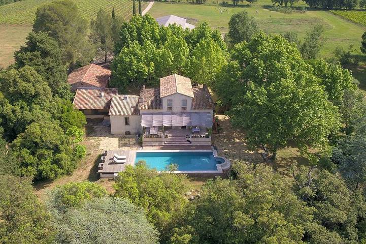 Hôtel pour 48 personnes