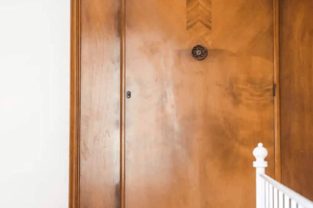 Entire apartment, Spacious 2 Bedroom Apartment near Seafront Penzance in Penzance, Cornwall