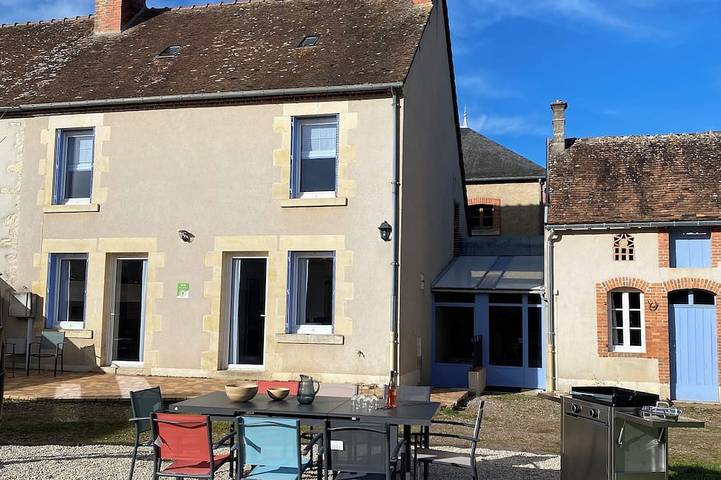 Location de vacances pour 8 personnes à Savigny-en-Sancerre