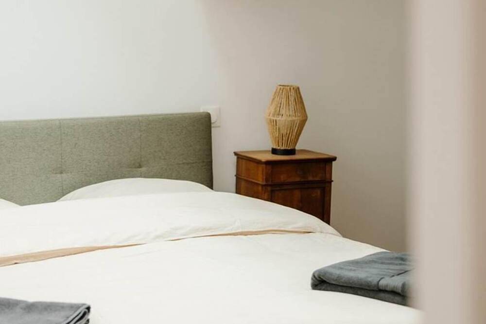 Entire apartment, Le Gîte du Bon Pied gite6de charme à la campagne in Bain-de-Bretagne, Redon region