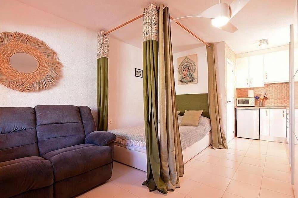 Ganze Wohnung, Studio- Violeta 17 mit gemeinschaftlichem Pool in Mar Menor, Costa Cálida