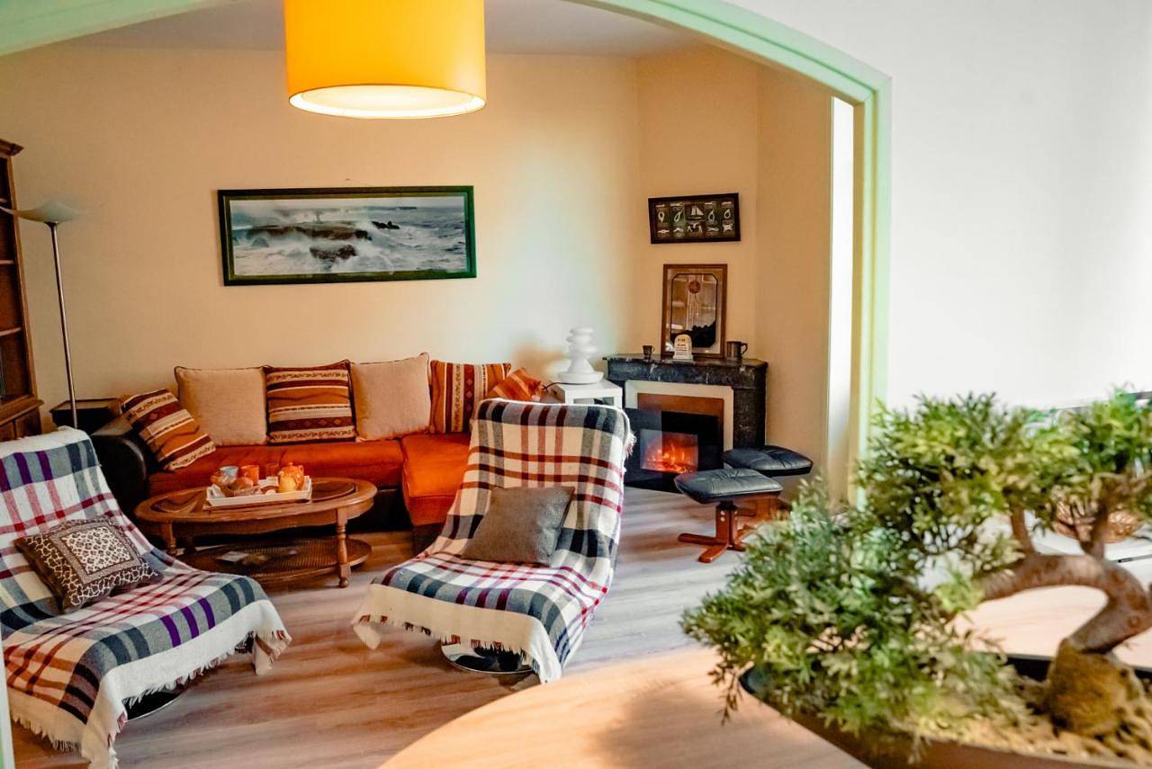 Appartement entier, La Tanière du Corsaire - Coliving - jusqu'à 4 chambres - vue Rivière in Redon, Région de Redon