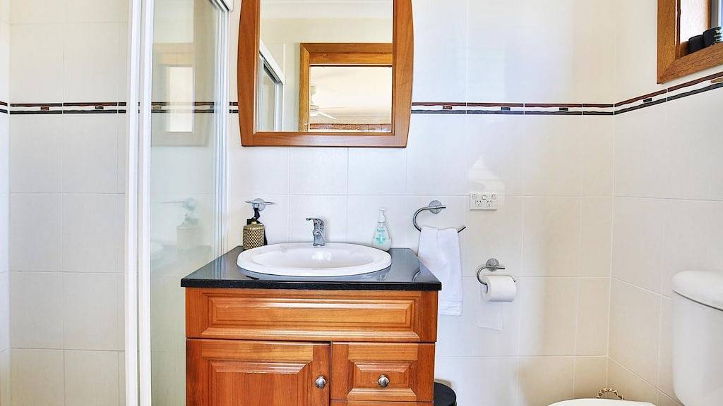 Ufer - Haustierfreundlich - 1 Minute zu Fuß zum Strand in Culburra, Culburra Beach