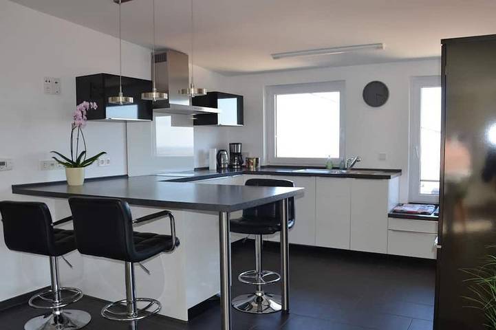 Ferienwohnung für 3 Personen, mit Balkon in Hambach (Neustadt) - 4