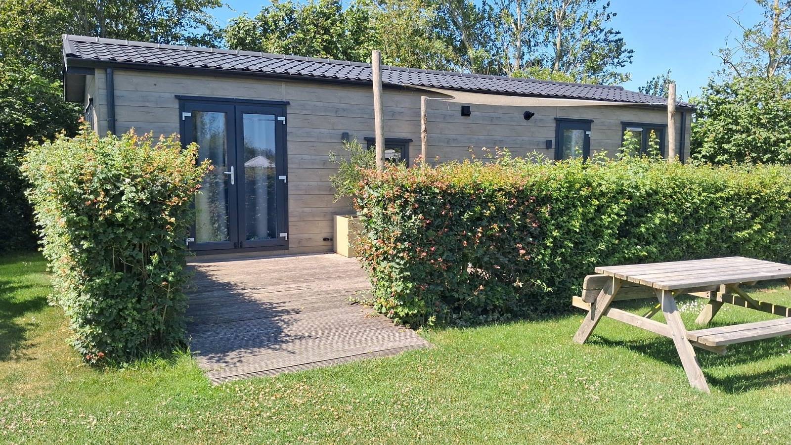 Geräumiges 4-Personen-Chalet auf einem Mini-Campingplatz in Aagtekerke in Meeresnähe in Aagtekerke, Walcheren