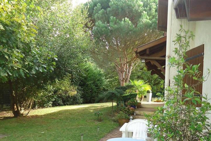 Appartement de vacances pour 3 personnes, avec jardin