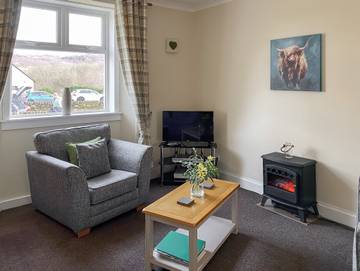 Log Cabin for 6 People in Argyll & Bute, Scotland, Photo 2