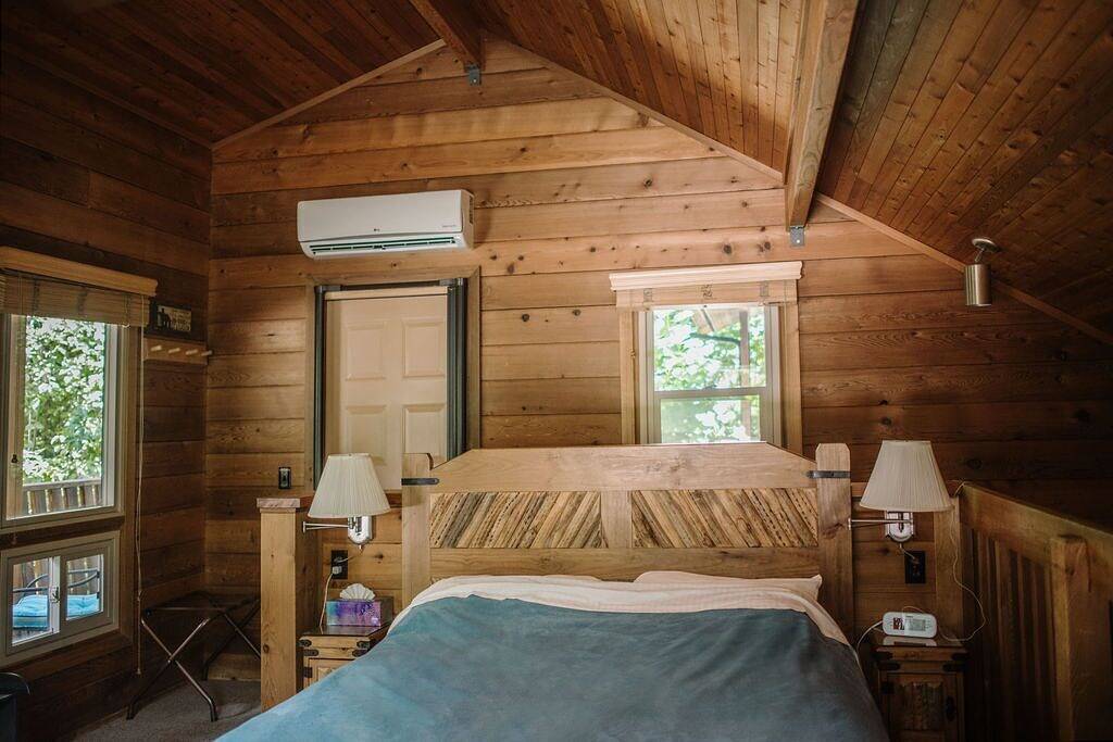 Morning Glory - Rustic cabin for 2 in Oak Creek Canyon in Oak Creek Canyon