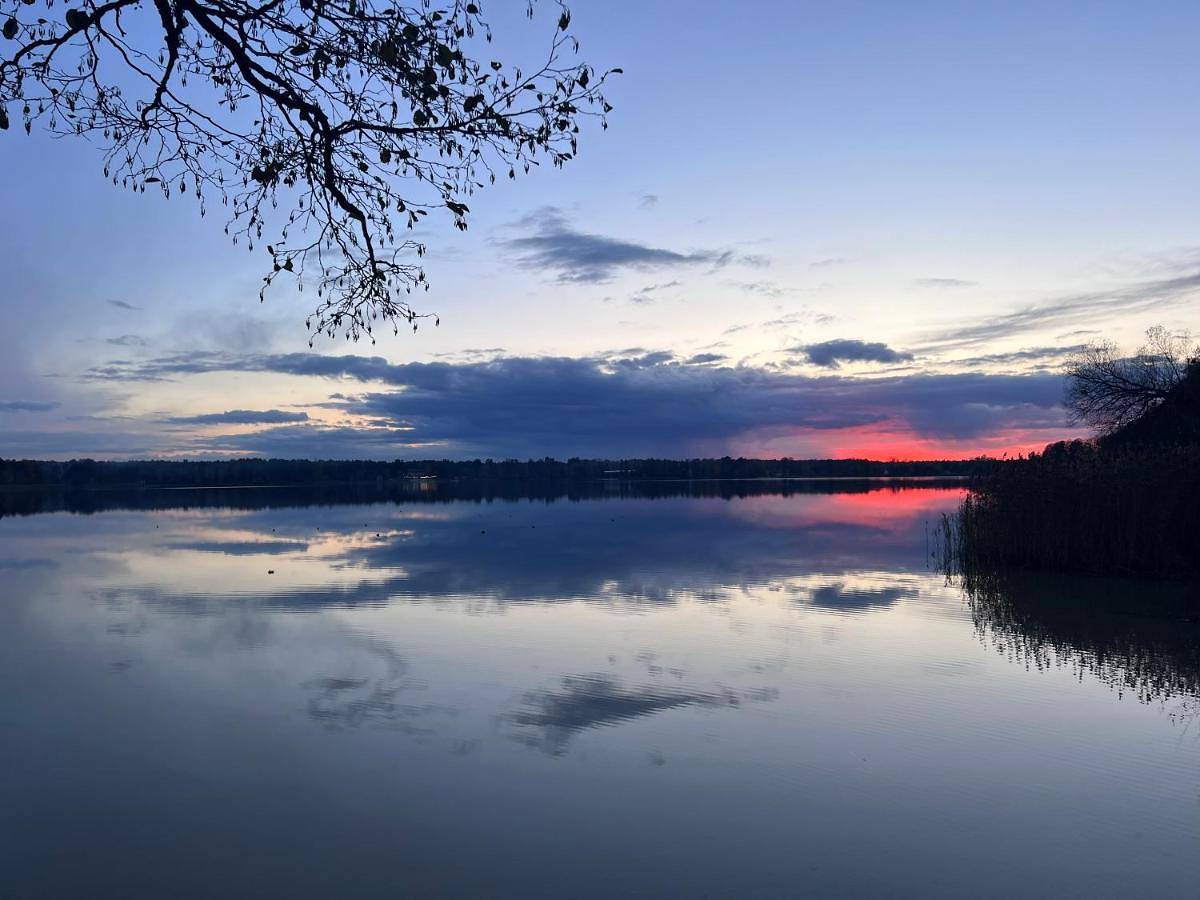 Cały apartament, Okuninkapokoje in Jezioro Białe
