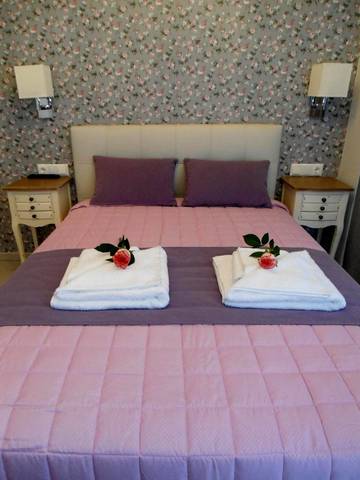 Gîte pour 2 personnes, avec balcon et vue dans Palaiochora