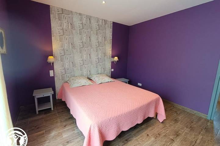 Location de vacances pour 8 personnes, avec piscine et jardin, animaux acceptés à Vayrac - 2