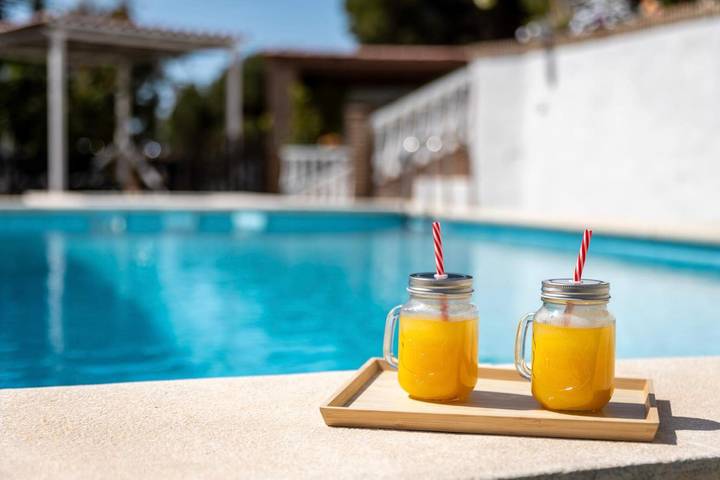 Ferienhaus für 12 Personen, mit Garten und Kinderpool, kinderfreundlich in Benajarafe - 2