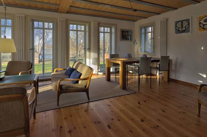 Großzügiges Haus mit Seeblick, Garten und Ruderboot am Beetzsee in Päwesin, Westhavelland