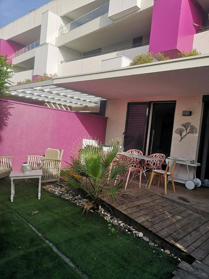 Gîte pour 4 personnes, avec piscine et terrasse dans Office de Tourisme de Palavas les Flots - 4