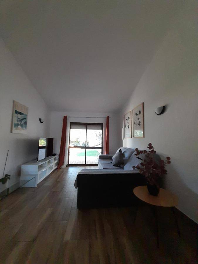 Location de vacances pour 5 personnes, avec jardin ainsi que piscine et terrasse, animaux acceptés à Algoz - 4