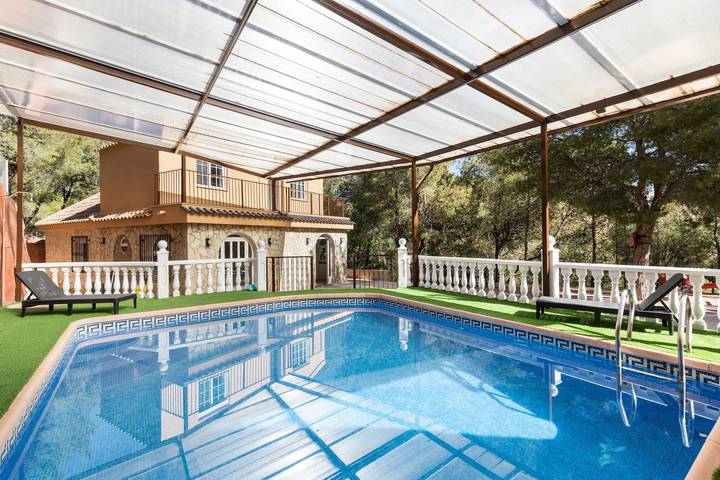 Ferienhaus für 15 Personen, mit Balkon und Garten in Totana, Murcia Binnenland