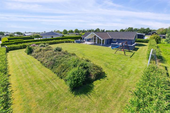 Ferienhaus für 10 Personen, mit Garten und Whirlpool sowie Sauna und Terrasse in Skovmose