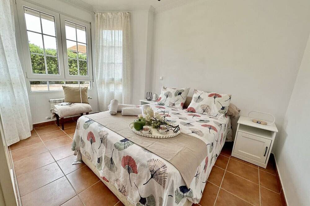 Villa con jardín y vistas - Villa Ojerada 12804 in Bareyo, Cantabrian Coast