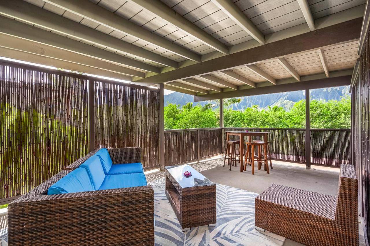 Paradise Bay Resort in Kahaluu, Oahu