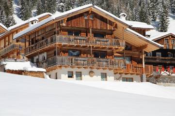 Gîte pour 3 personnes, avec vue ainsi que jardin et sauna à Sappada