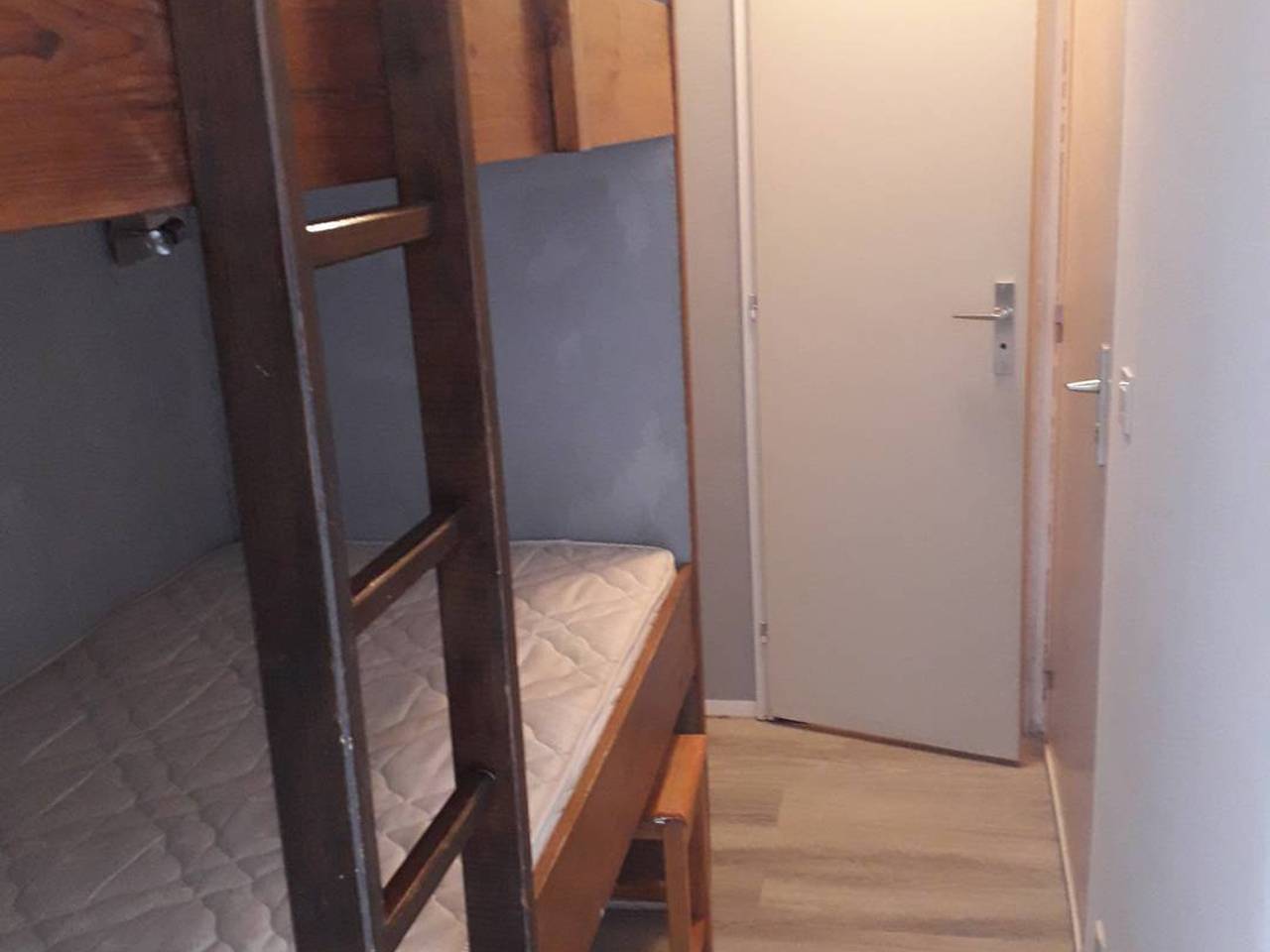 Apartamento entero, Estudio acogedor para 6 personas, a pocos metros de las pistas, con ascensor y casillero para esquís in La Pierre Saint-Martin, Arette