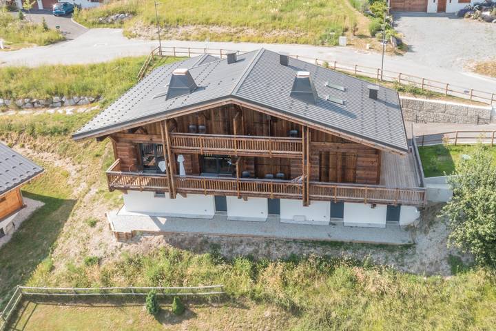 Chalet pour 8 personnes, avec terrasse et jardin, animaux acceptés à Praz-sur-Arly - 3