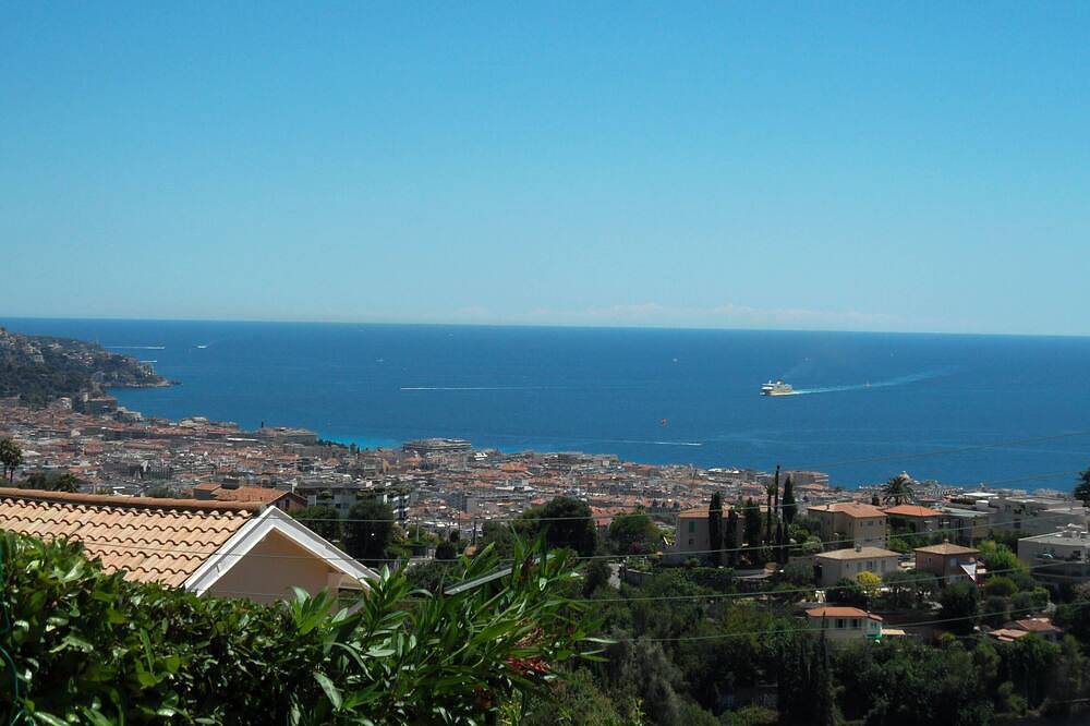 Appartement entier, Joli 2 Pièces, vue panoramique mer/ville, très bien équipé, proche centre ville in Nice, Côte méditerranéenne (France)