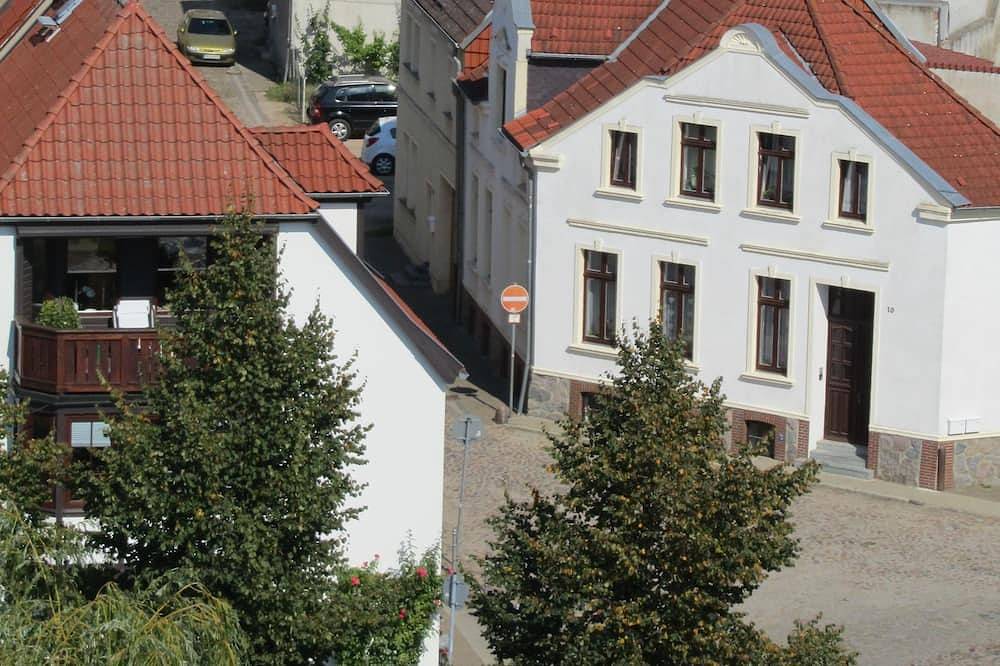 Vacation home at the mill pond in Teterow, Lagos de Mecklenburg