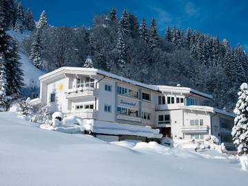 Hotel für 2 Personen, mit Terrasse und Garten im Kleinwalsertal