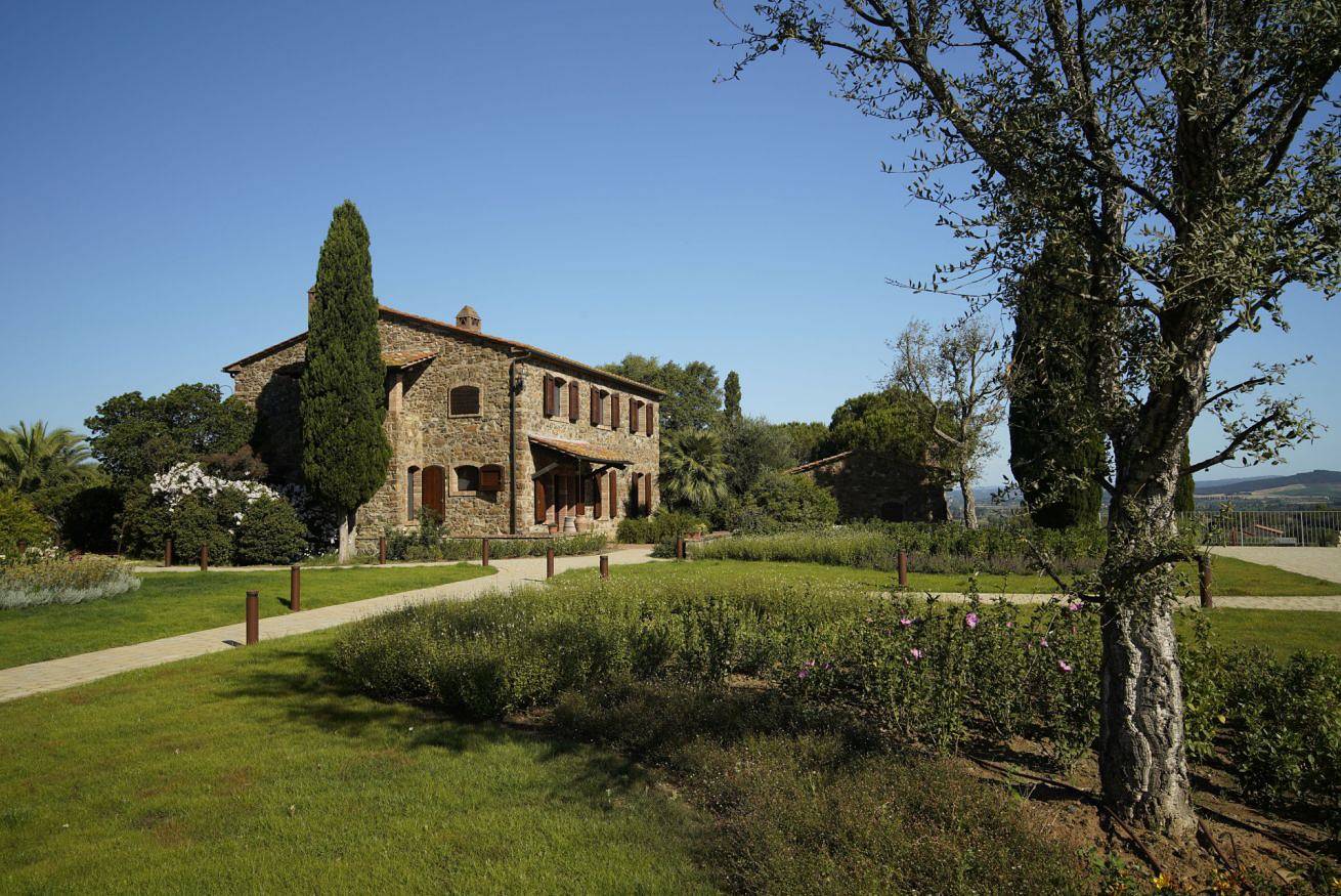 Villa Pierotta by Mmega in Scarlino, Provincia di Grosseto