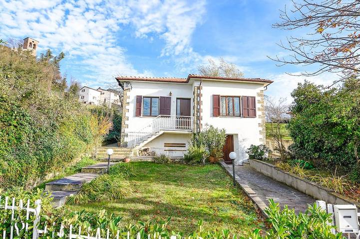 Casa vacanza per 6 persone, con giardino in Novafeltria