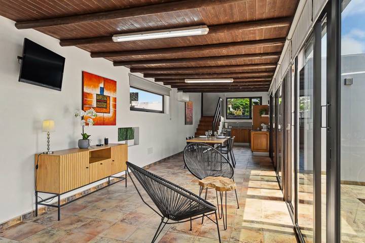 Entire apartment, Vacation Apartment 'Guada' with Private Terrace, Wi-Fi and Air Conditioning in Tao, Teguise