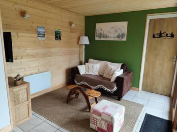 Gîte pour 4 personnes, avec jardin et terrasse dans Plan d'eau de Vernet la Varenne