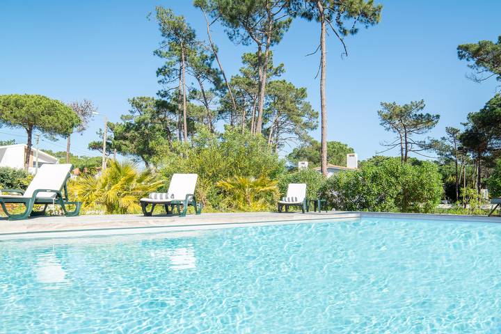Location de vacances pour 10 personnes, avec terrasse et jardin dans Colares - 3