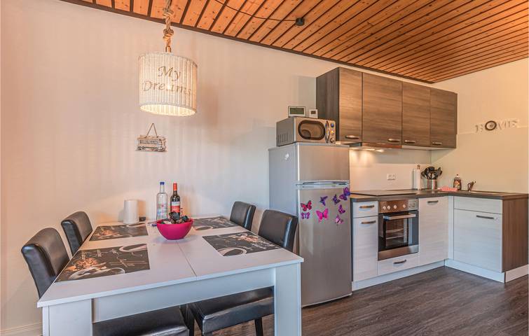 Ganze Ferienwohnung, Apartment am Strand mit Terrasse und Annehmlichkeiten in Friedrichskoog-Spitze, Friedrichskoog