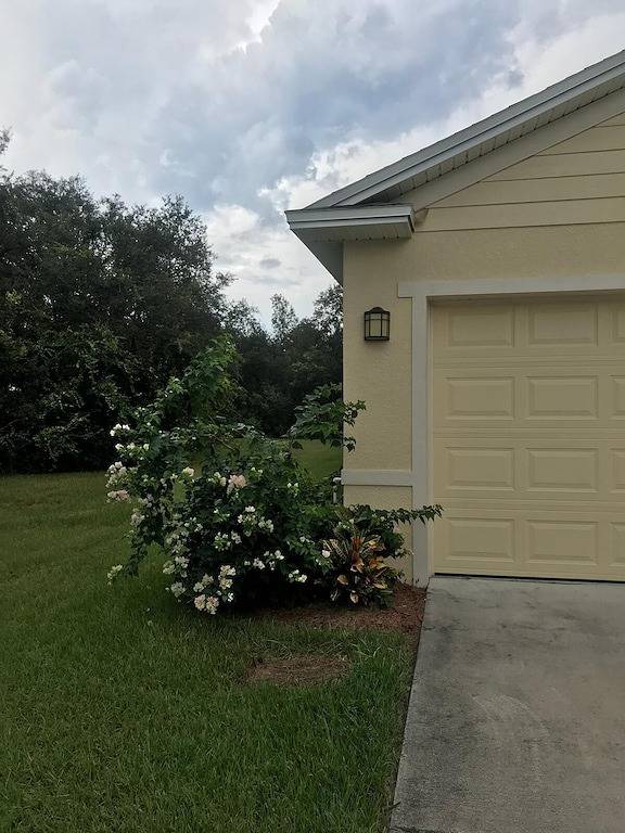 Schönes neues Ferienhaus mit privatem Pool im Garten für 6 Personen in Lake Pierce, Zentral Florida