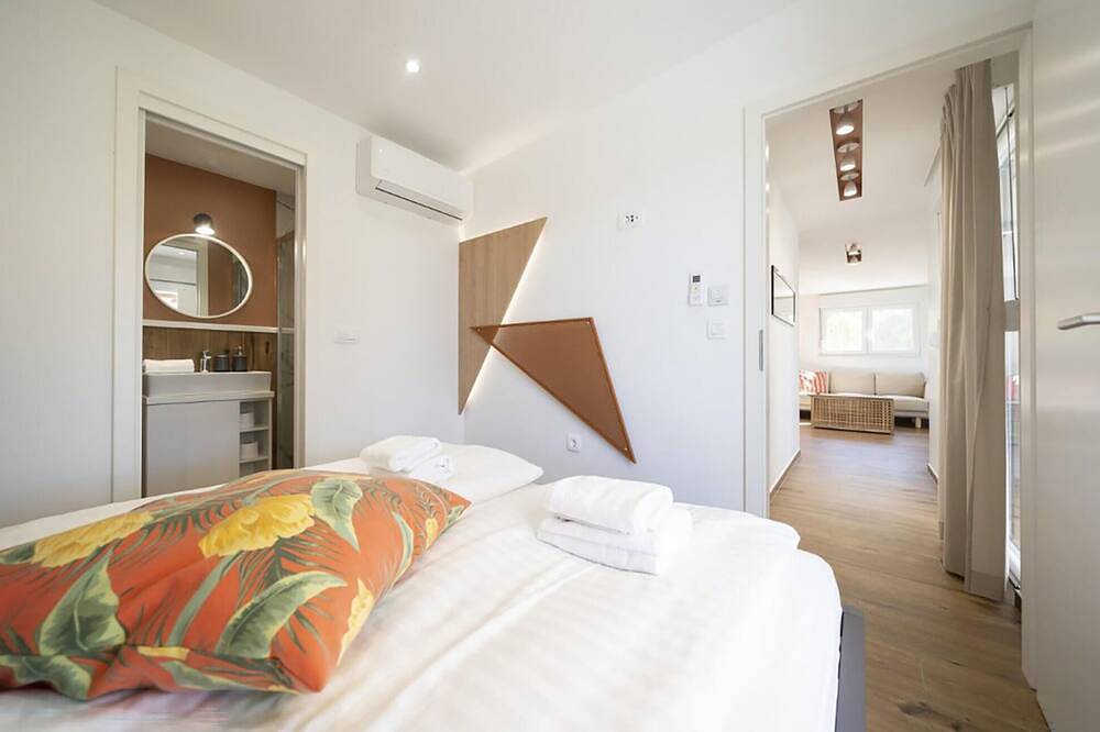 Beautiful home in Zerava in Nin, Zadar