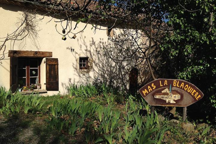 Gîte pour 6 personnes, avec terrasse et jardin, animaux acceptés