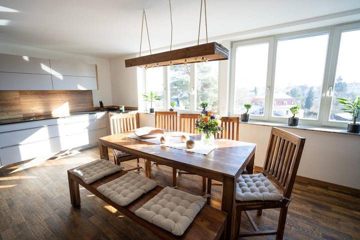 Ferienwohnung für 8 Personen, mit Ausblick und Garten - 1