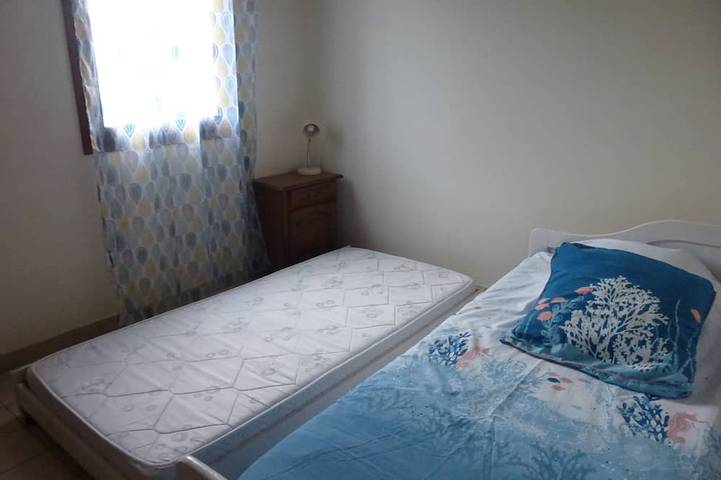 Location de vacances pour 6 personnes, avec terrasse et jardin à Lablachère - 2