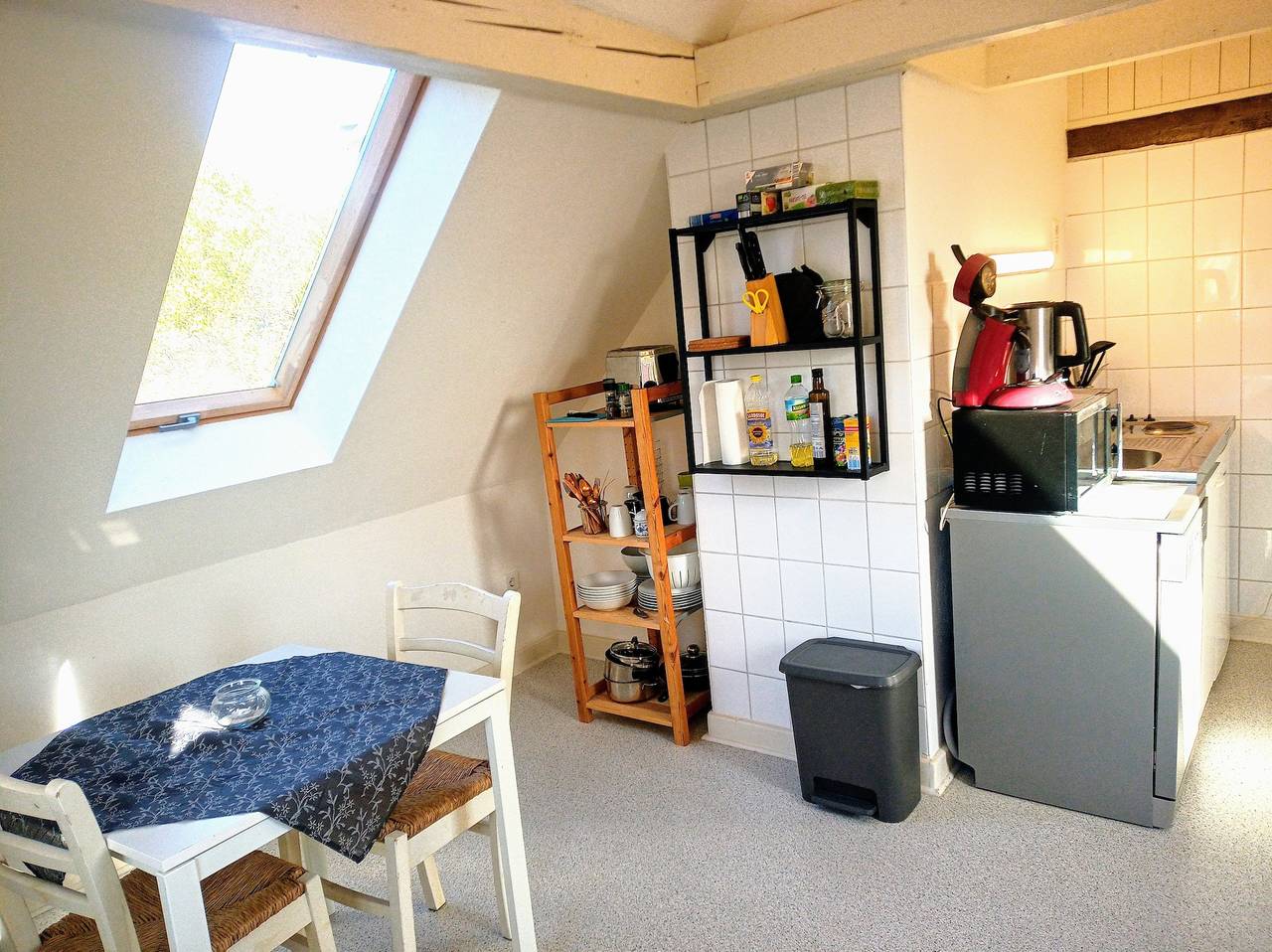 Apartamento vacacional entero, Monteurswohnung Kassel Monteurwohnung Ferienwohnung Traube bis 1 - 4 Pers.Parkplatz & Küche Modern in Wolfsanger-Hasenhecke, Kassel