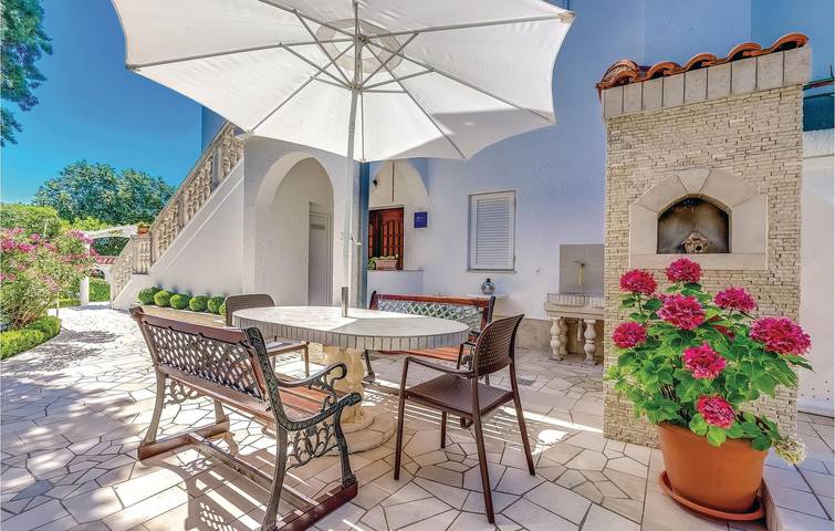 Ferienwohnung für 2 Personen, mit Terrasse in Novi Vinodolski - 4